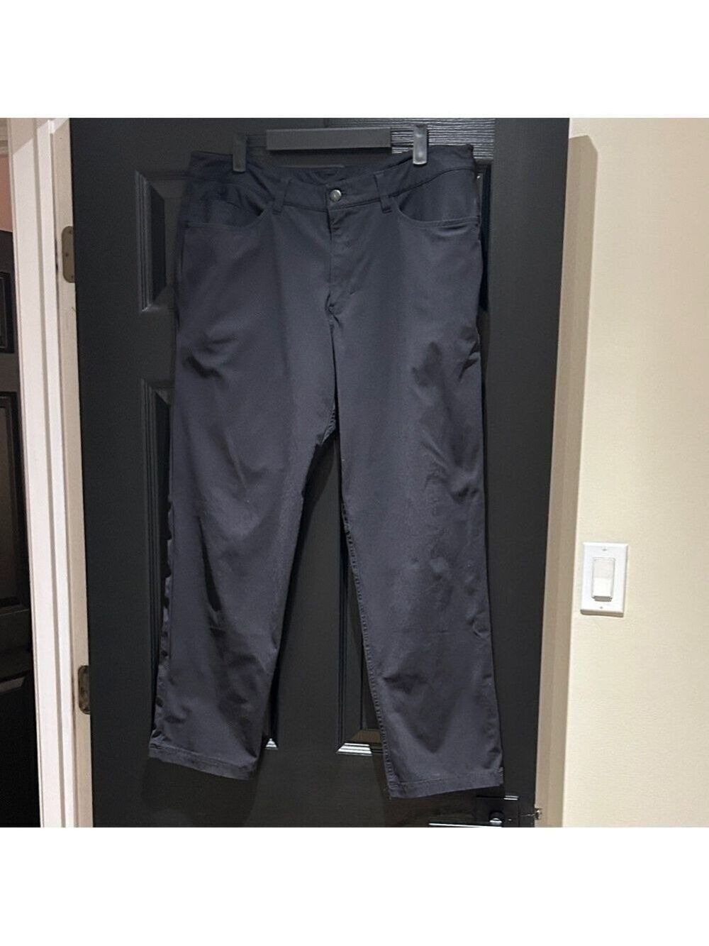 Lululemon black men’s ABC pants